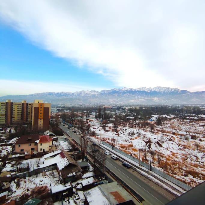 Apartment 52 напротив трц Mega возле гор *